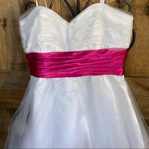 STRAPLESS WHITE DRESS - Picture 3 of 4